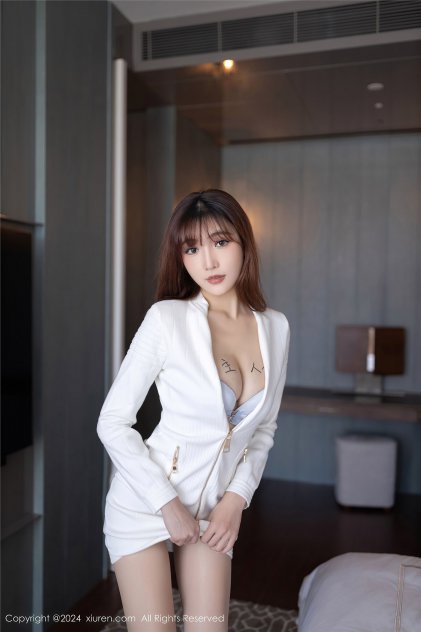 大香焦伊人在前海报