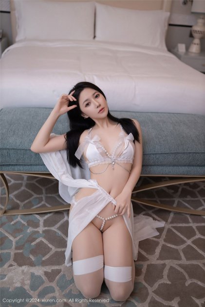 办公室大战秘书呻吟海报